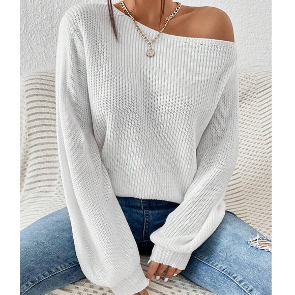 Cozy One Shoulder Lantern Sleeve Sweater Top - Picture 4 of 8